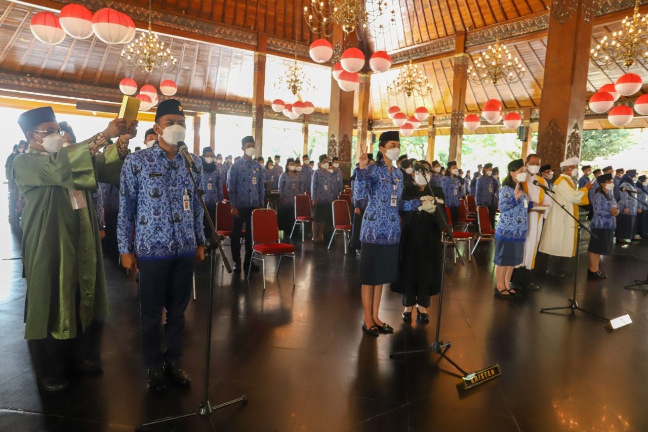 podiumnews.com-Gibran Ingatkan PNS Hindari Perilaku Berdampak Buruk Citra ASN 